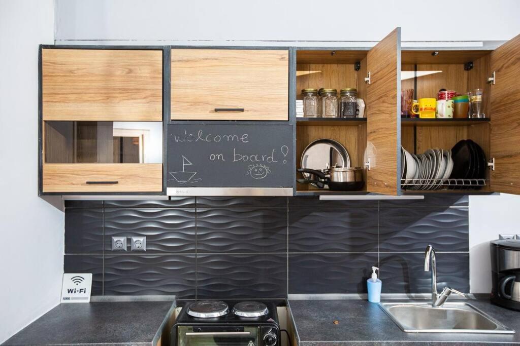 Matilda Central Apartment Aegina Ngoại thất bức ảnh